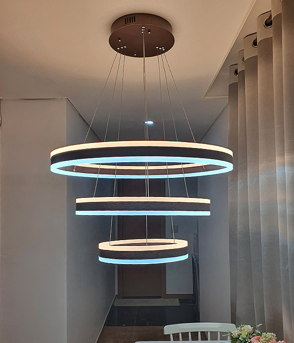 쿠베르 투톤 3단 펜던트조명, 거실등 (160W)